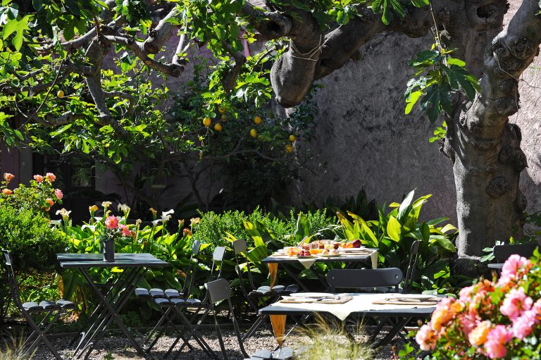 Hotel Lucrezia riola sardo