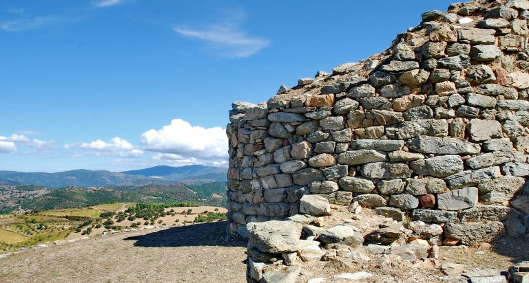 nuraghe nolza meana sardo