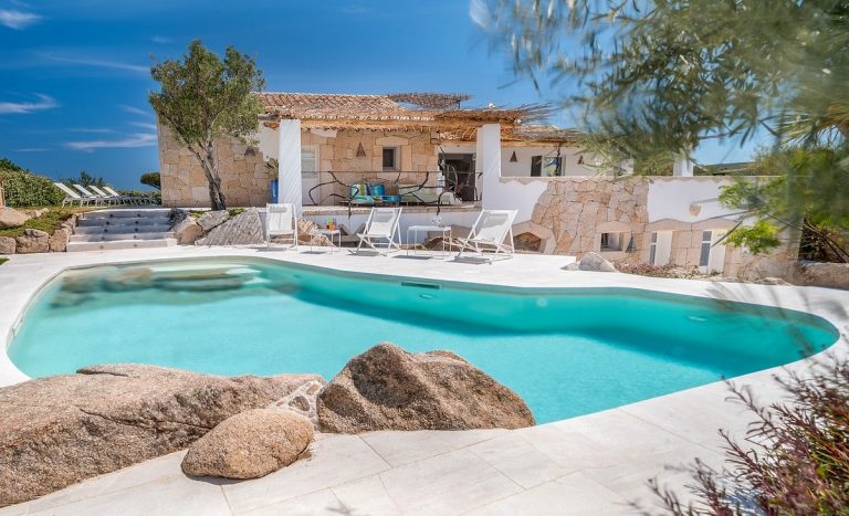 Villas en Sardaigne SardiniaNatour