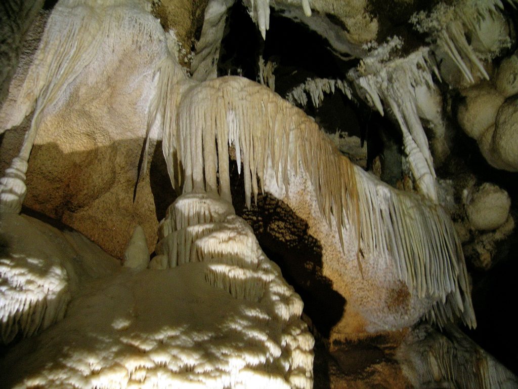 grotta di santa barbara sardegna