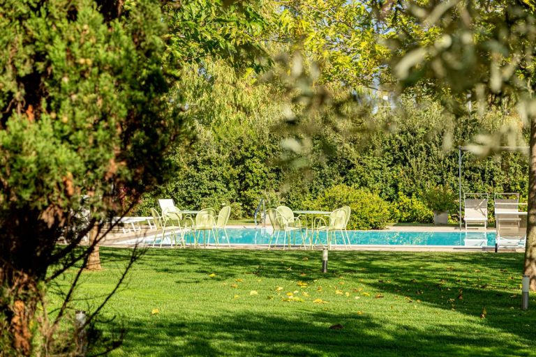 weinresort pool alghero