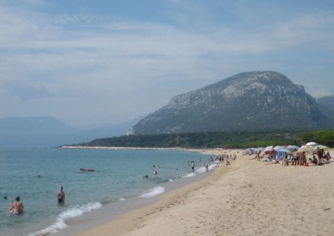 strand osalla sardinien
