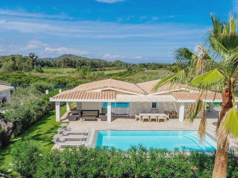 Vakantiehuizen met zwembad Sardinië SardiniaNatour