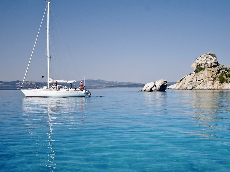segeln cahrter sardinien